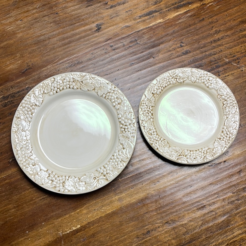 Harry and David dinner and salad plate set